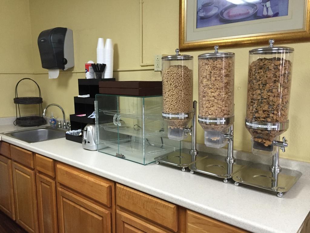 Americas Best Value Inn-nashville/airport South Hotel