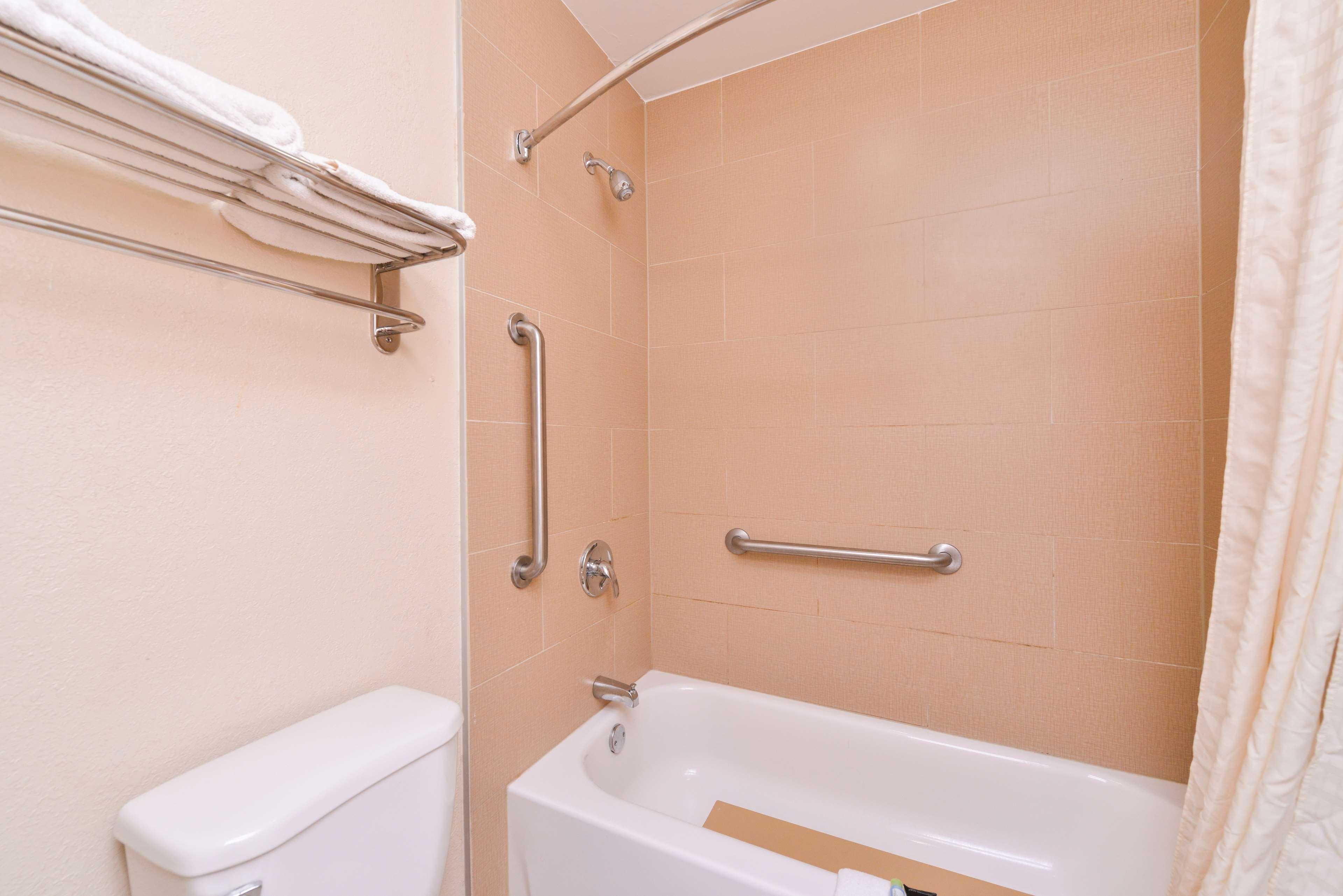 Americas Best Value Inn-nashville/airport South Hotel