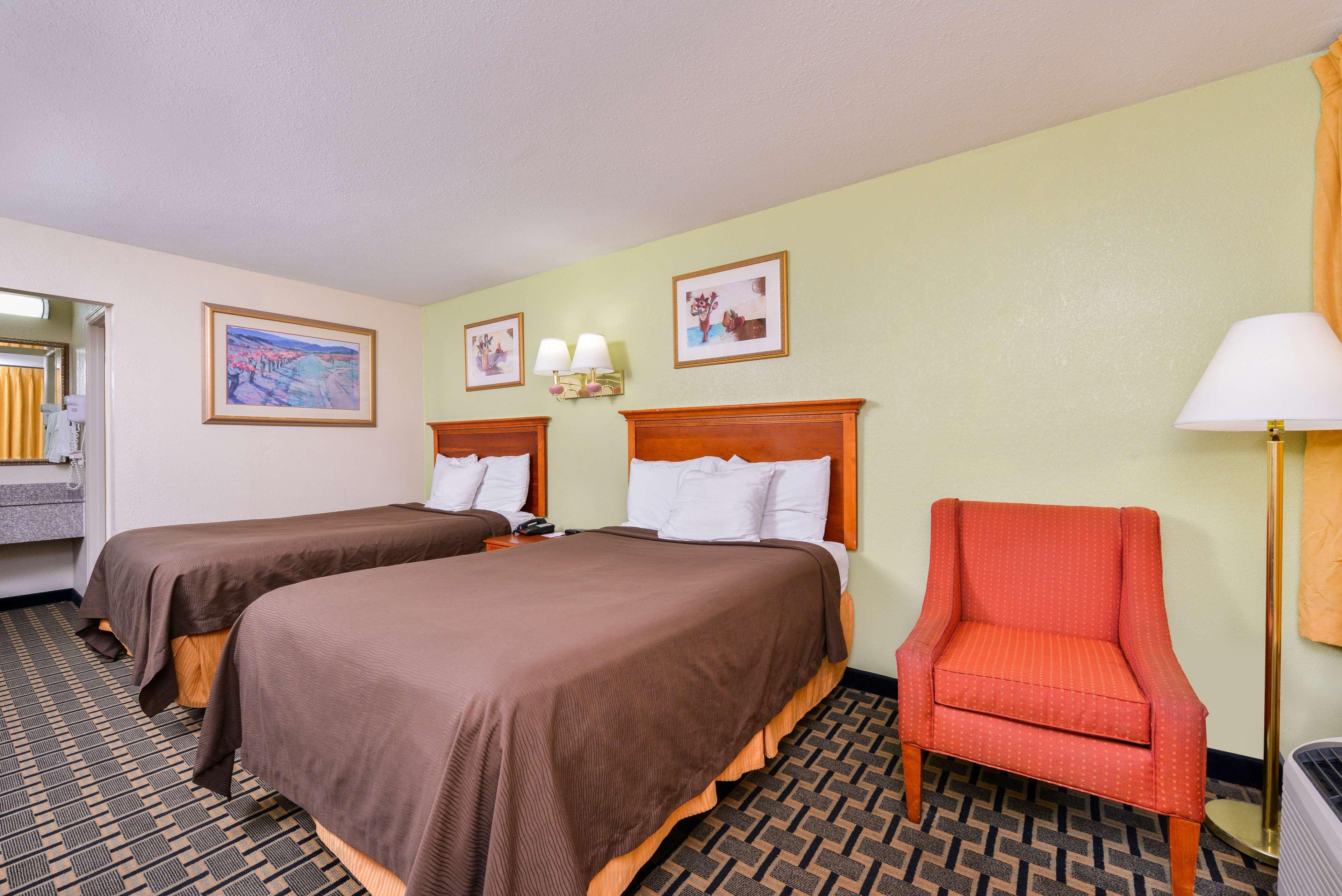 Americas Best Value Inn-nashville/airport South Hotel