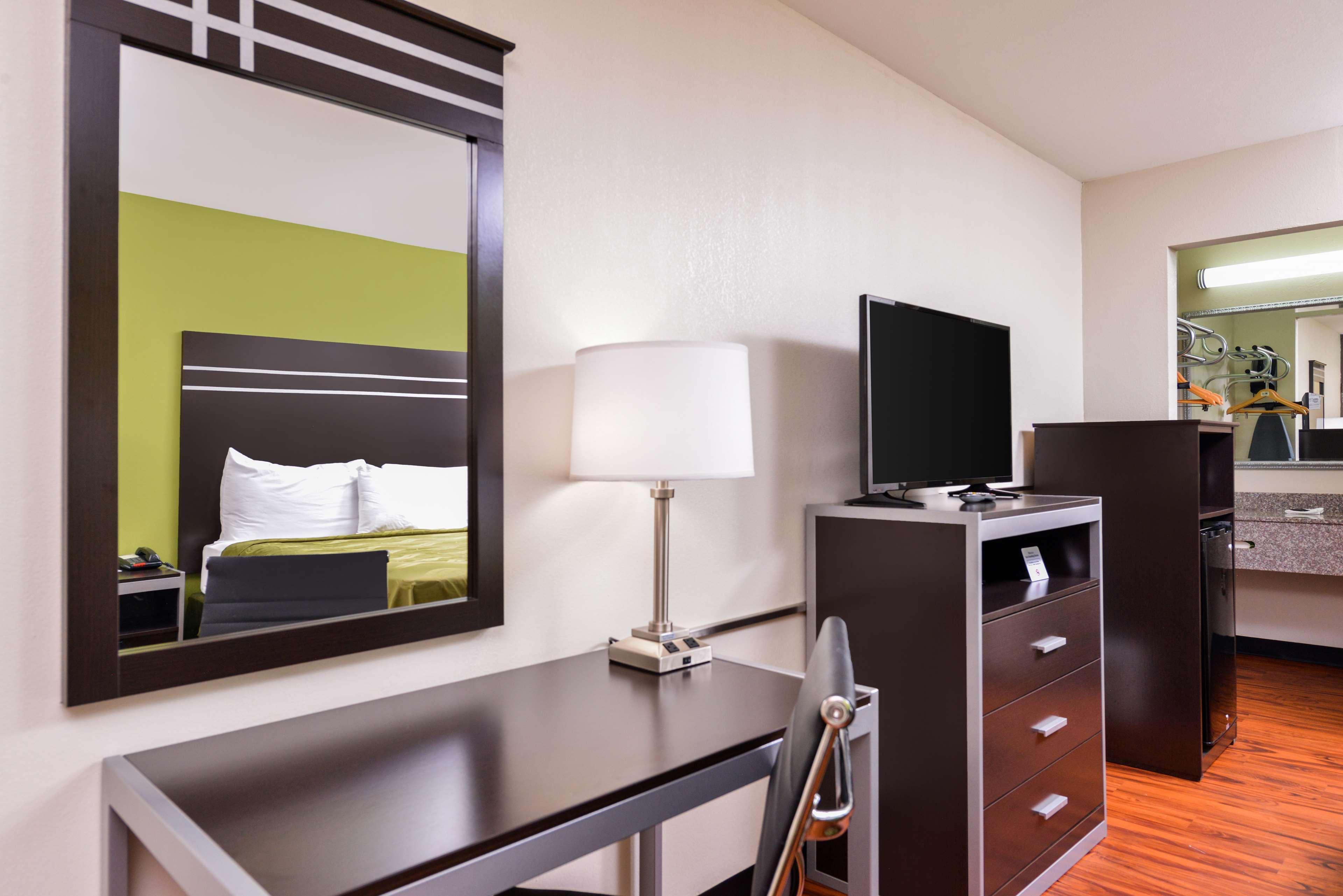 Hotel Americas Best Value Inn-nashville/airport South Nashville