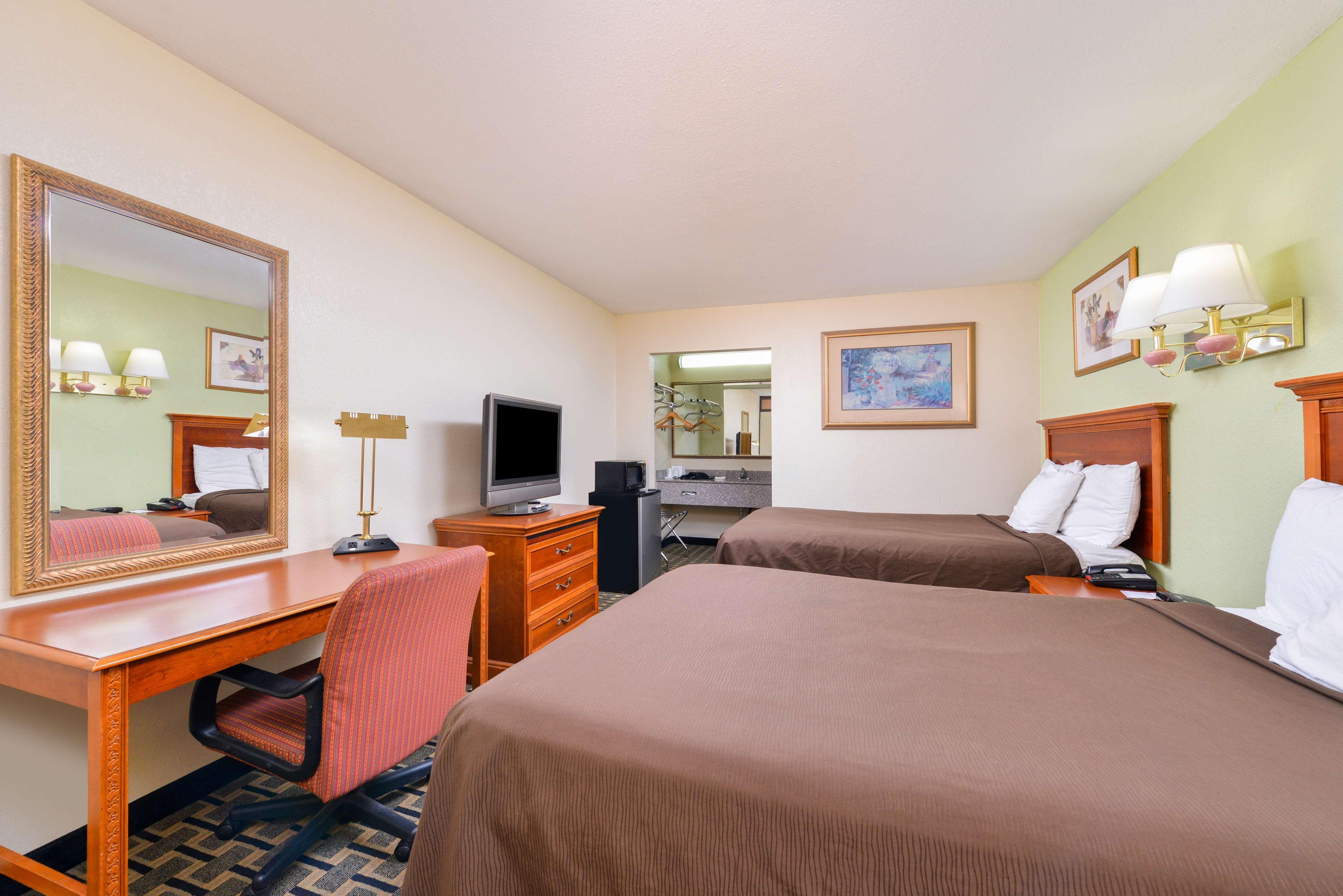 Americas Best Value Inn-nashville/airport South Hotel 2*